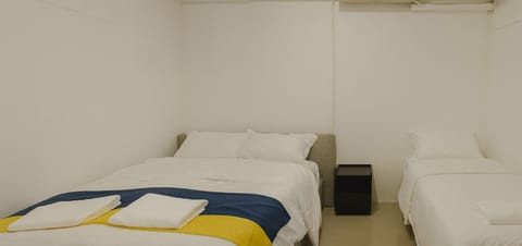City Center Silom I 2 Br Sleep 6 People image 2