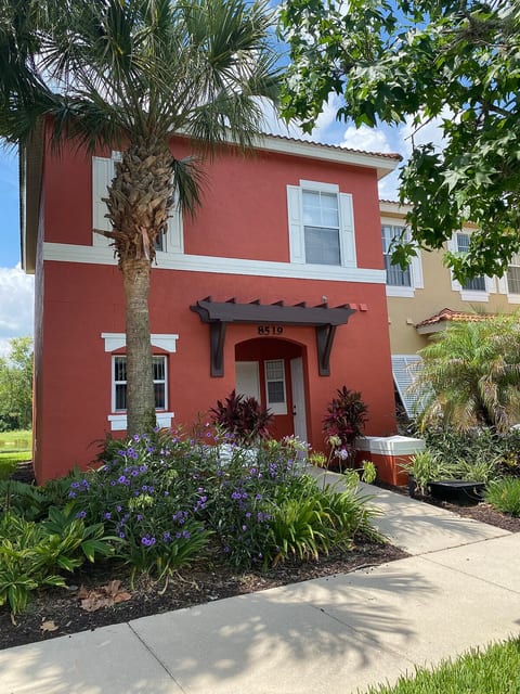 Disney family home, water view, close to parks image 2