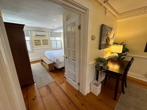 Living Room & Desk