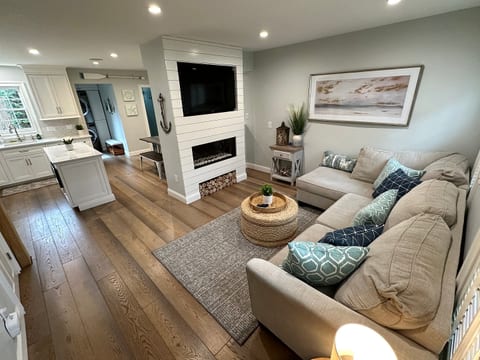 Front Door Entrance to Living Room