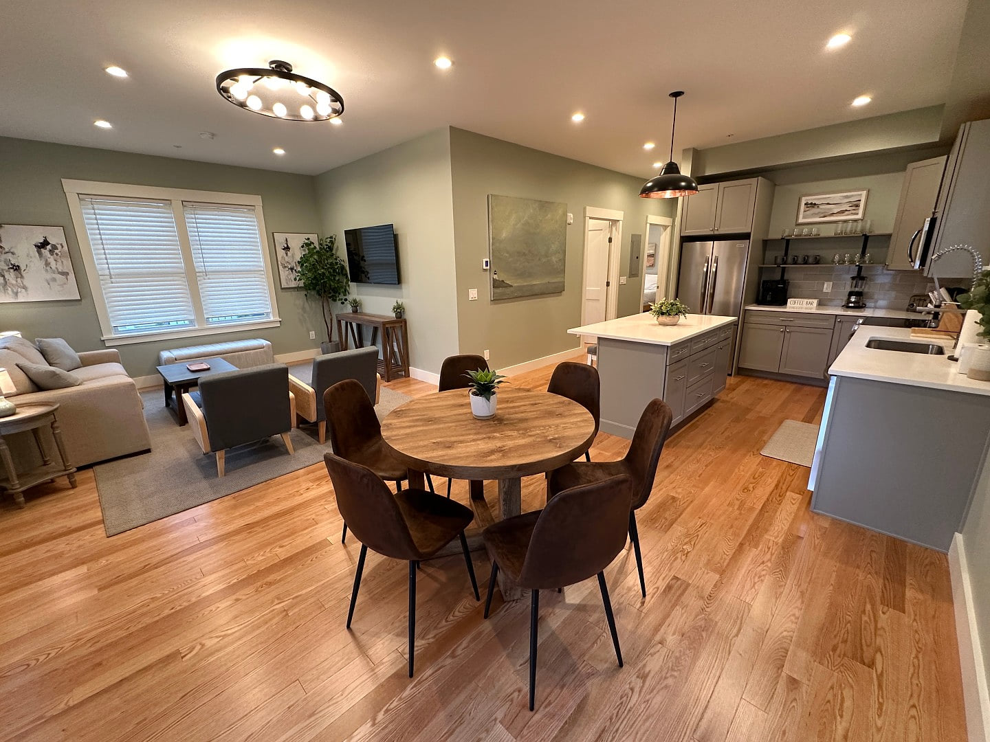 Brand New! 2 Bed w/ Private Deck