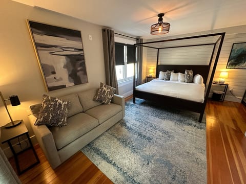 Unit 6 Bedroom w/ Sofa Bed