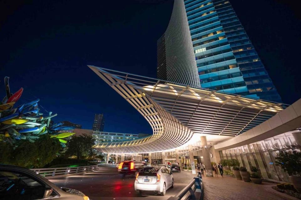 VDARA Beautiful suite on 22nd FLR Free Valet parking - Las Vegas