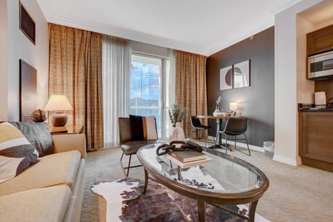 STRIP VIEW MGM Signature * 25th FLR w/Balcony