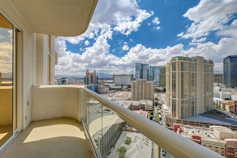 Blu Cashmere  • MGM 23rd FLR balcony Strip View