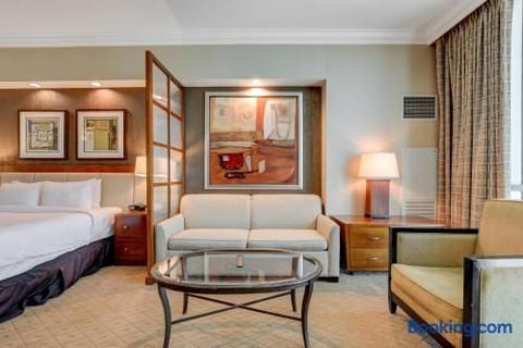 MGM Signature Classic with POOL VIEW Tower 1