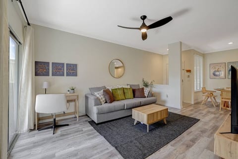Chantilly N' Sage Villa * Beautifully remodeled
