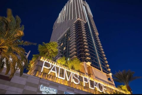 PH Suite PALMS PLACE 37th FLR Balcony *Remodeled