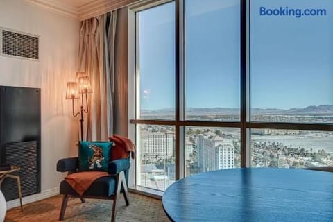 The Rosé @ MGM Signature Tower 3