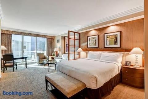 The Aura Suite at Signature Tower 3