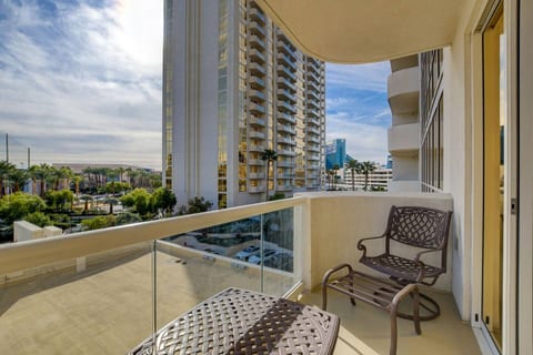 Serenity Suite at MGM Signature Tower 3