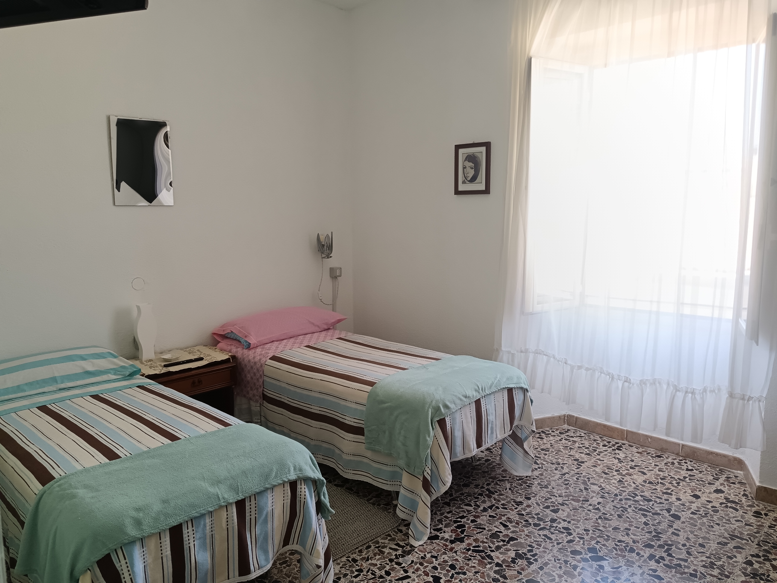 Virde room
