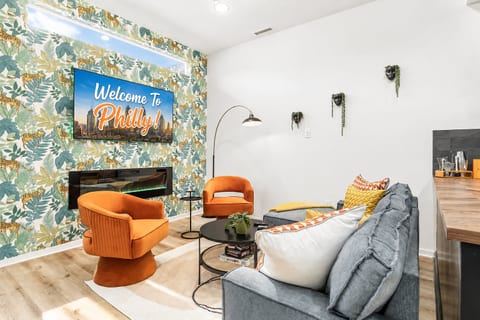 We'd LOVE for you to stay with us in Philly!