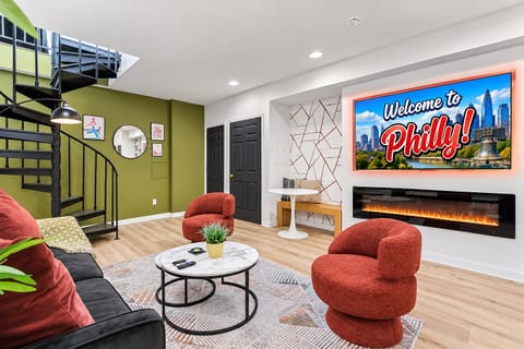 We'd LOVE for you to stay with us in Philly!
