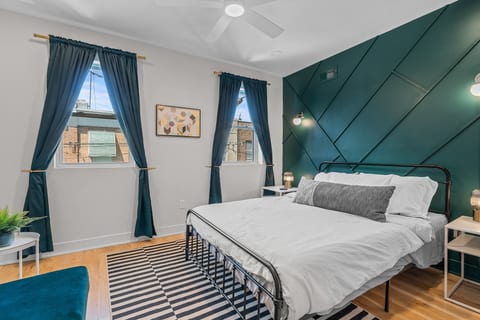 South Philly Game House | Close to Stadiums