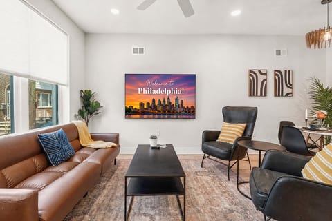 We'd LOVE for you to stay with us in Philly!
