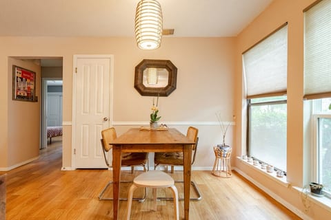 Shared space-North Austin/Domain area image 3