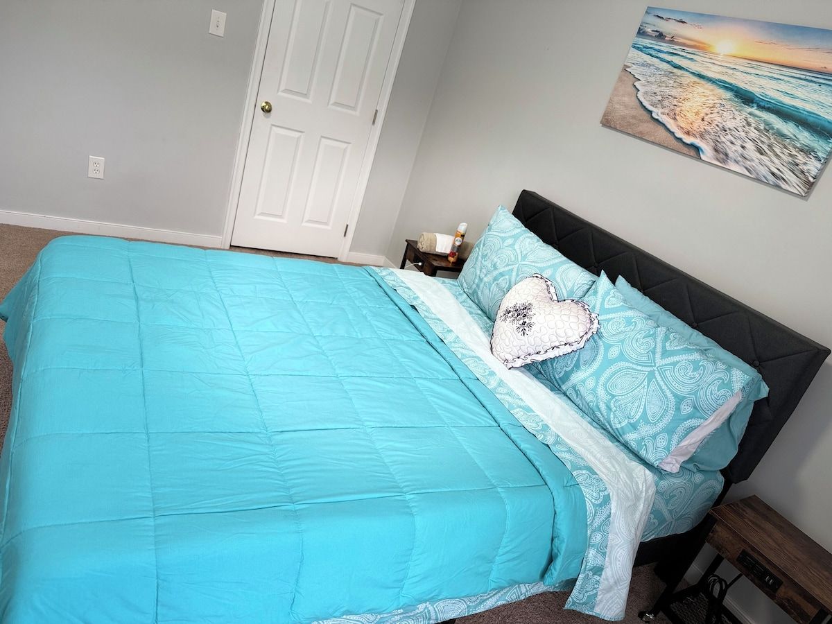 Second bedroom 