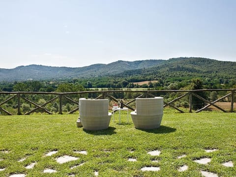 Villa Miravalle mit Pool
