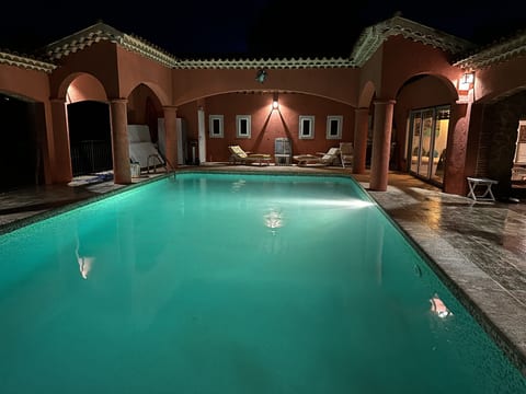 Pool Indoor