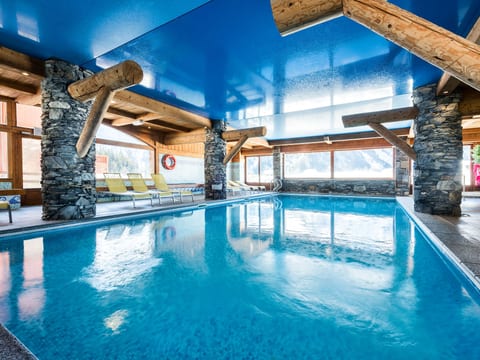 Pool Indoor