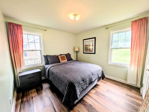 Sunset View Retreat in Prime Location