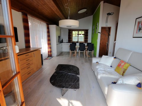 Gampergalt, 4.5-Zimmerwohnung (CharmingStay). 4.5 Zimmerwohnung