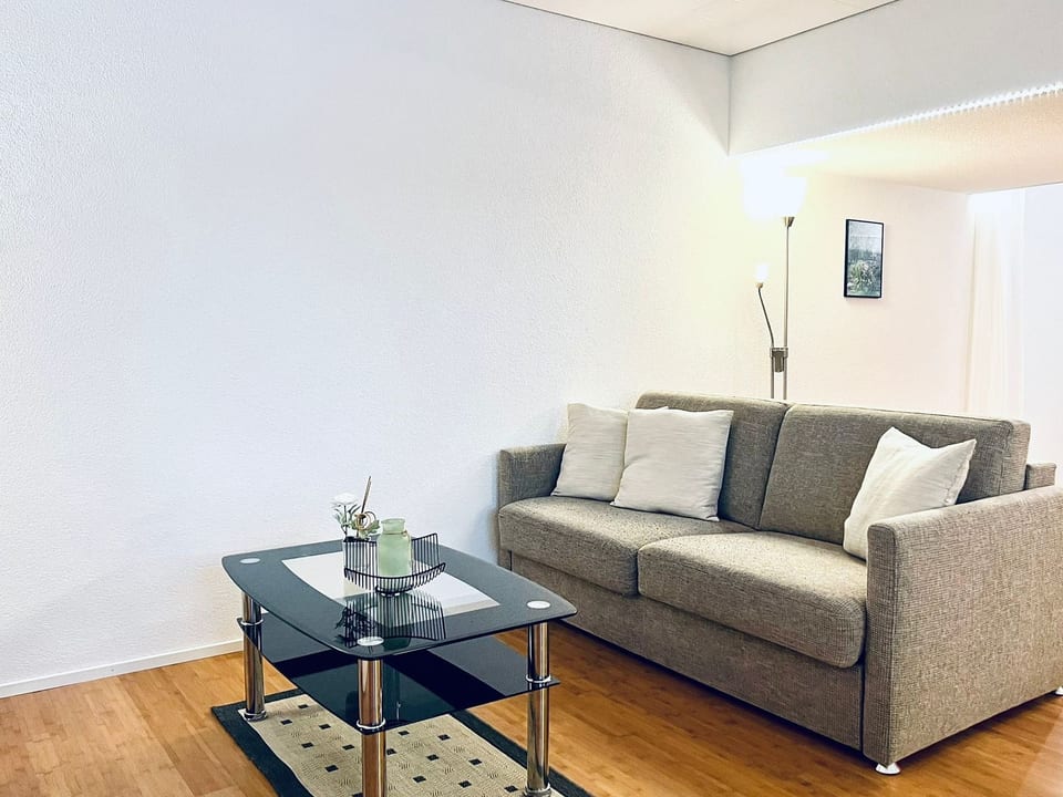 Gauencenter EG (CharmingStay). 2.5-Zimmerwohnung - Flums