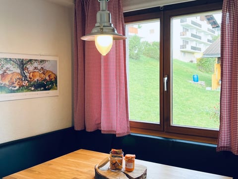 Haus Steinbock (CharmingStay). 3.5-Zimmerwohnung 2OG