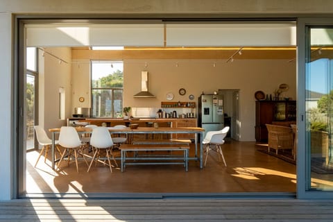 The Dunes - Hot tub, Spacious rooms, Sleeps 10 image 5