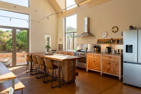 The Dunes - Hot tub, Spacious rooms, Sleeps 10 image 4