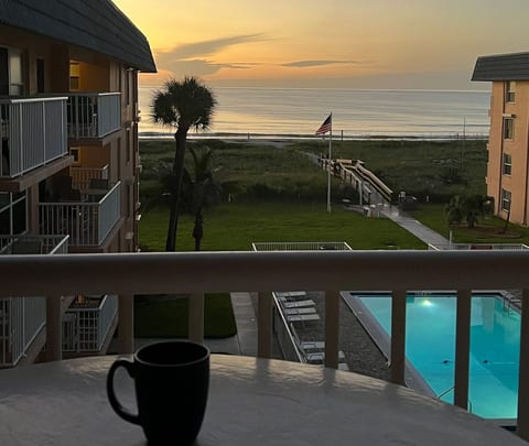 Ocean View Beach Condo | Heated Pool | Cocoa Beach image 5