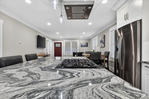 Heart of downtown Oxford. Newly remodeled 4BR/2BA. image 2