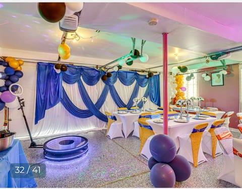 Spacious 6-Bedroom with Jacuzzi, Party Hall & GYM.