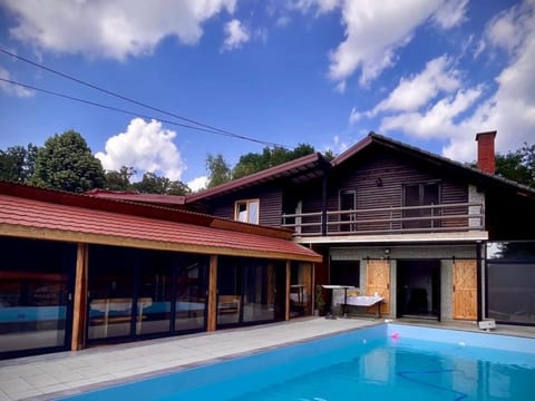 House Ranch Corral
