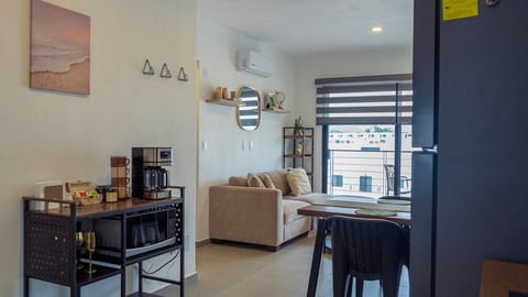 Casa Serena | Pool, Pickleball • 15 min to Beach image 4