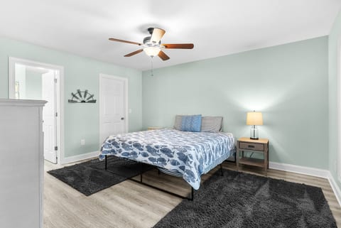The Ideal Multi-Family Lake Memory-Maker!
