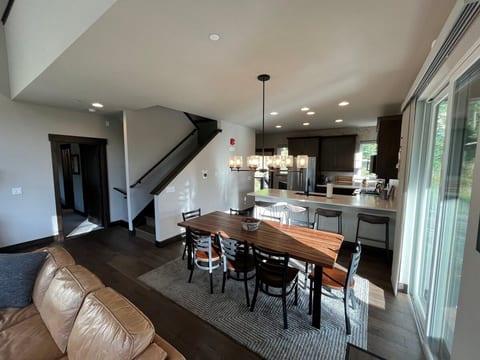 Luxury Mountain Home I Hot Tub I Trail Access image 4