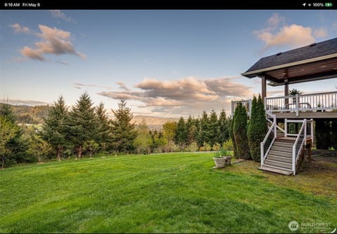 Deer Hills Lodge image 5