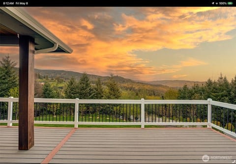 Deer Hills Lodge image 3