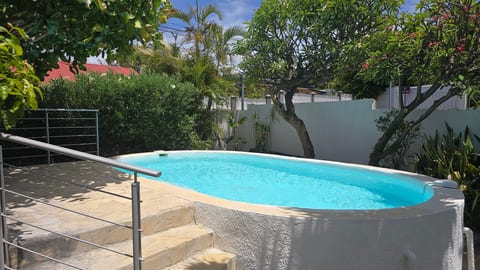 Villa Maunier F4 Piscine Terre-Sainte