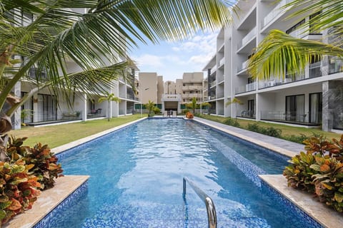 2BR • Private Rooftop + BBQ • FREE Electricity