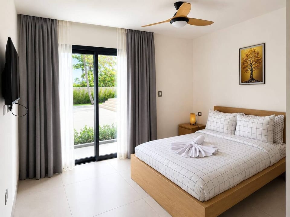 2BR/2BA • 2 Pools • Gym • 10 Min Walk to Beach - Punta Cana