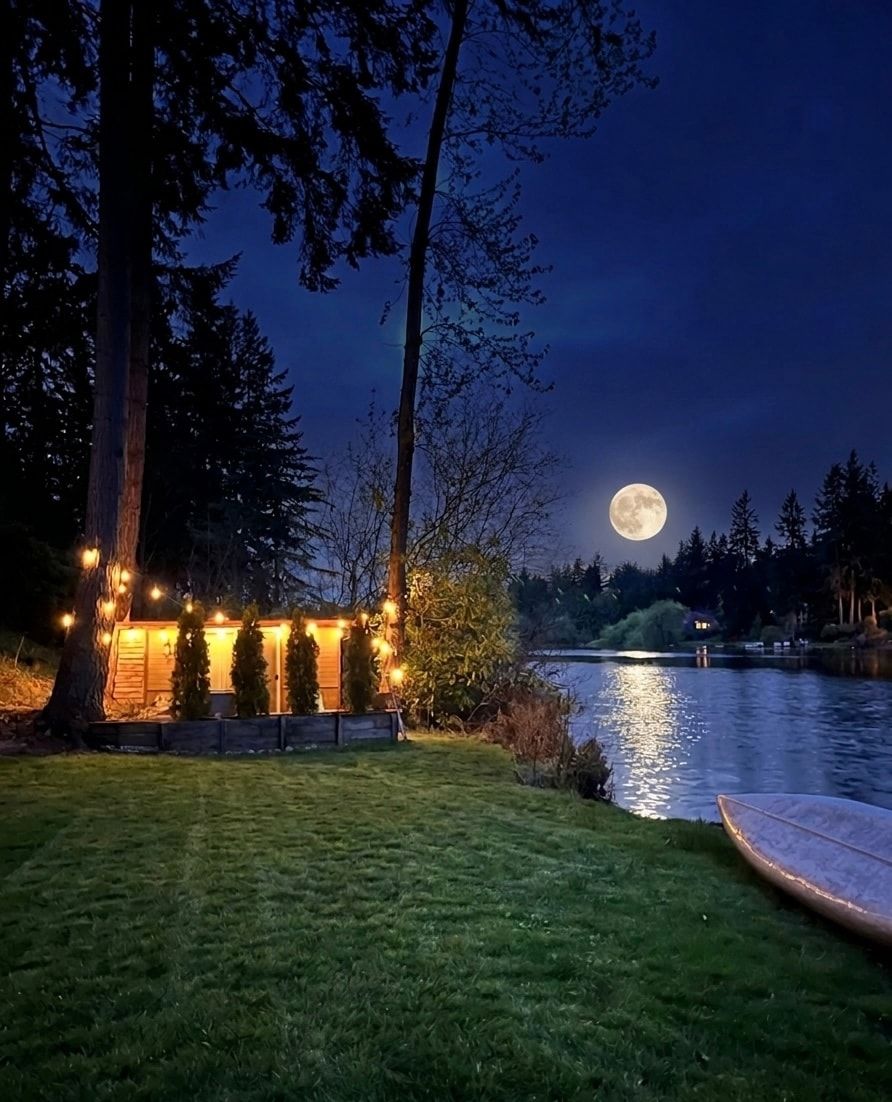 Birdsong : lakeside serenity retreat.