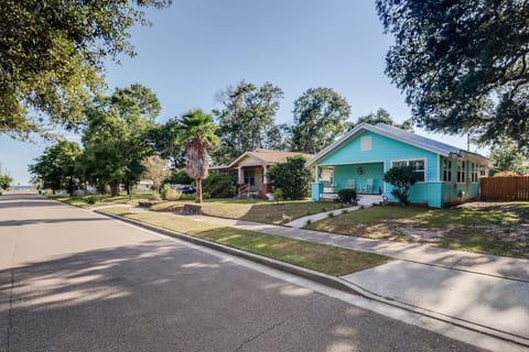 Charming Gulfport Retreat - Near Beach!