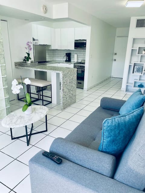 Sweet 1/1 with Parking and Amenities