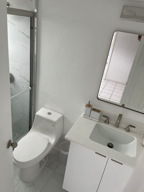 Sweet 1/1 with Parking and Amenities