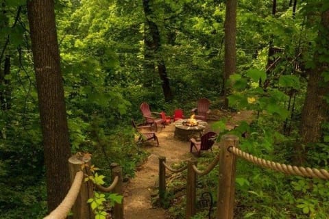 Chipmunk Corner - No Pet Fee