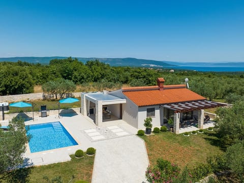 Villa Silentio - Ruhe und Privatsphäre in mediterraner Natur in Strandnähe