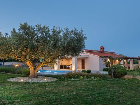 Villa Silentio - Ruhe und Privatsphäre in mediterraner Natur in Strandnähe